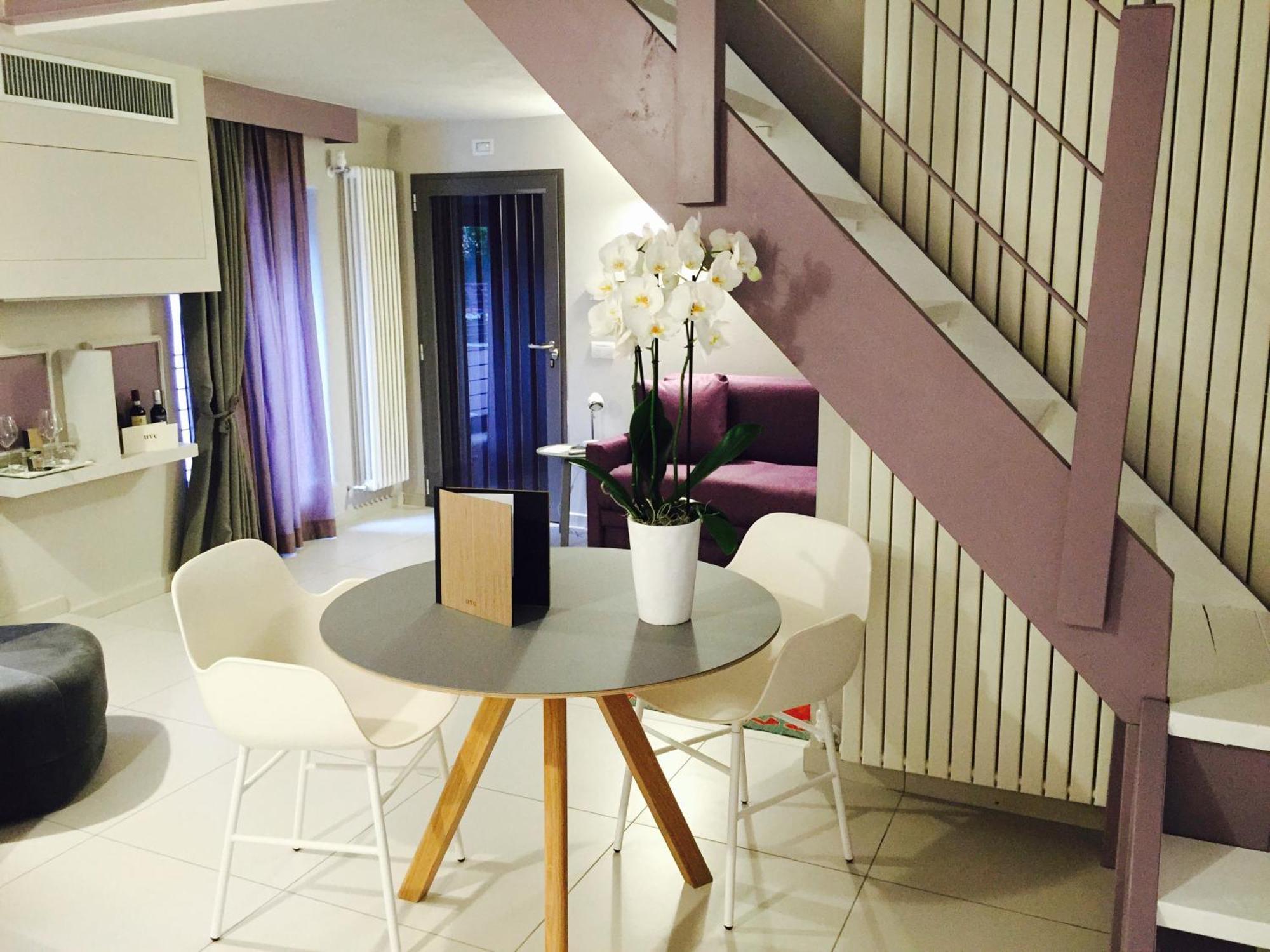 Uve Rooms & Wine Bar La Morra Luaran gambar