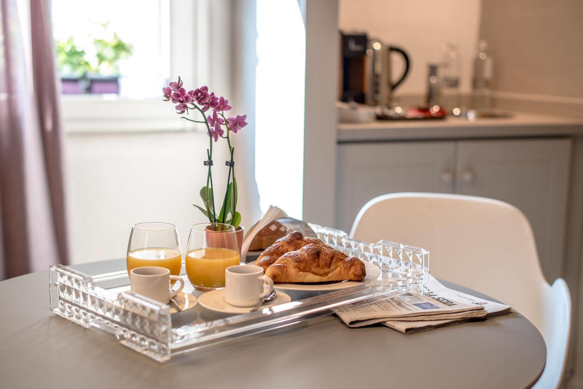 Uve Rooms & Wine Bar La Morra Luaran gambar