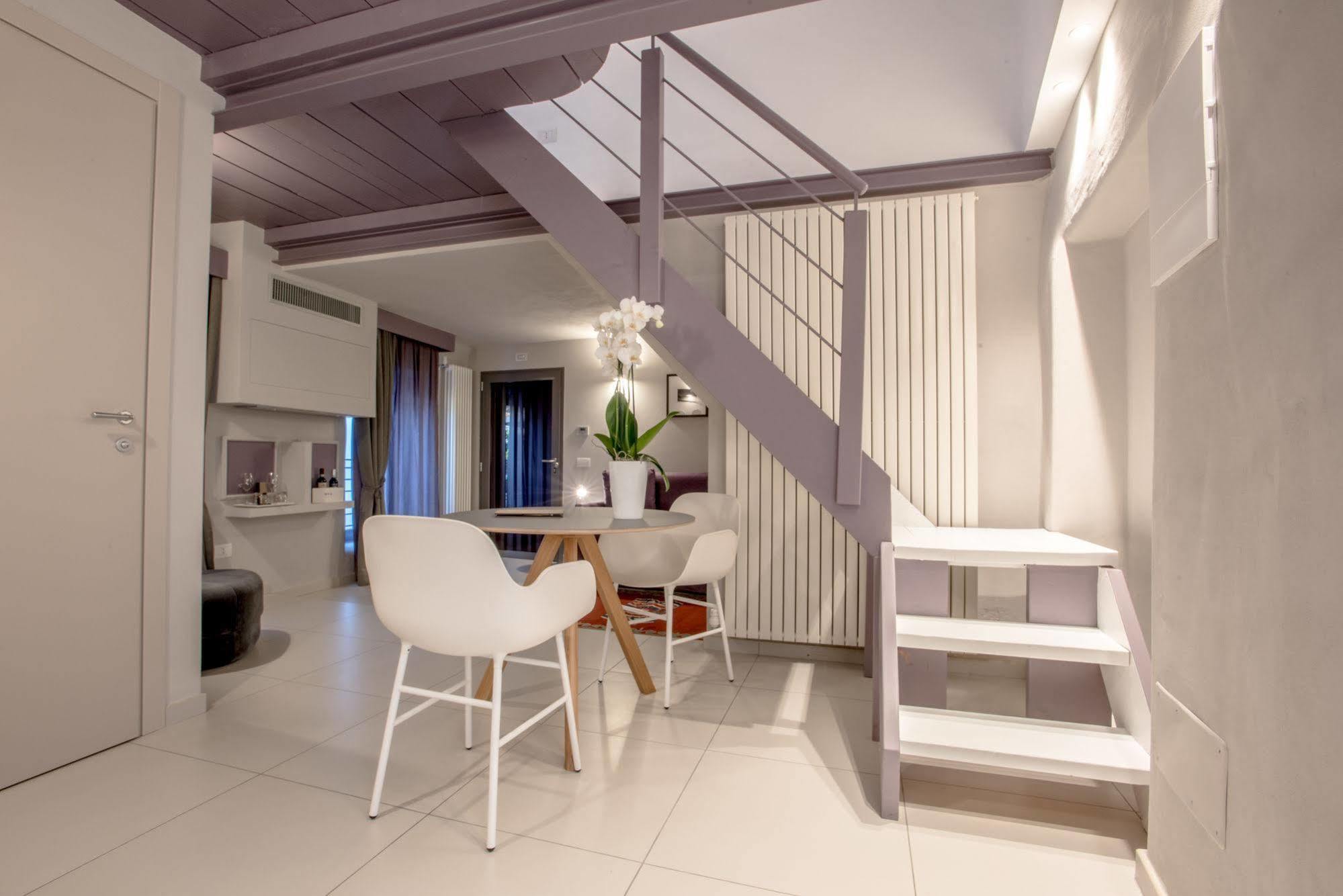 Uve Rooms & Wine Bar La Morra Luaran gambar
