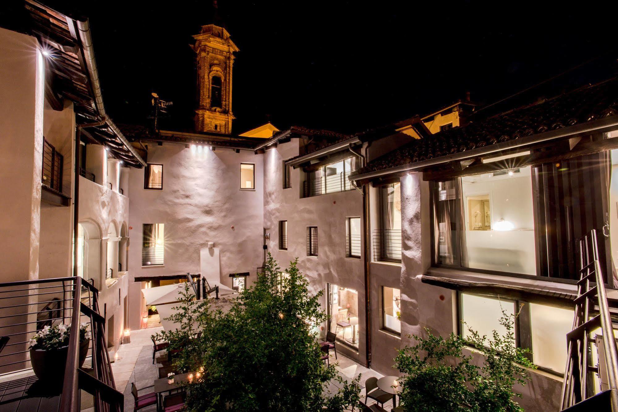 Uve Rooms & Wine Bar La Morra Luaran gambar